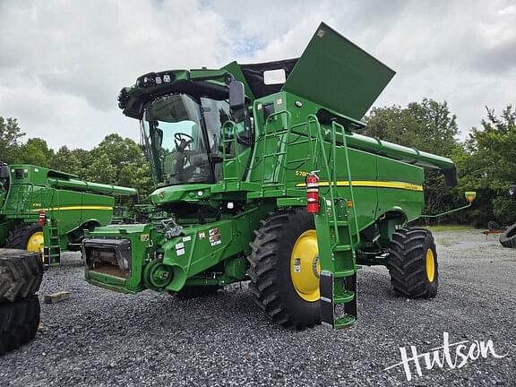 Image of John Deere S780 equipment image 1