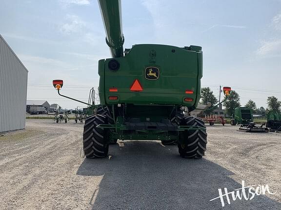 Image of John Deere S780 equipment image 4