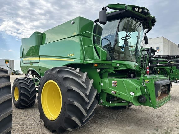 2024 John Deere S780 Equipment Image0
