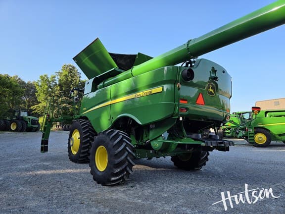 Image of John Deere S780 equipment image 3