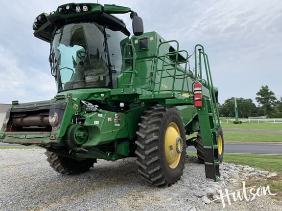 Image of John Deere S780 equipment image 1