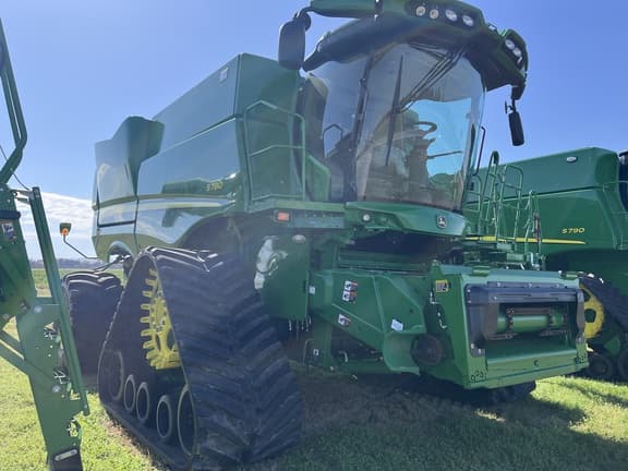 Image of John Deere S780 equipment image 3