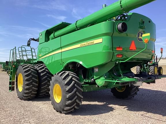 Image of John Deere S780 equipment image 3