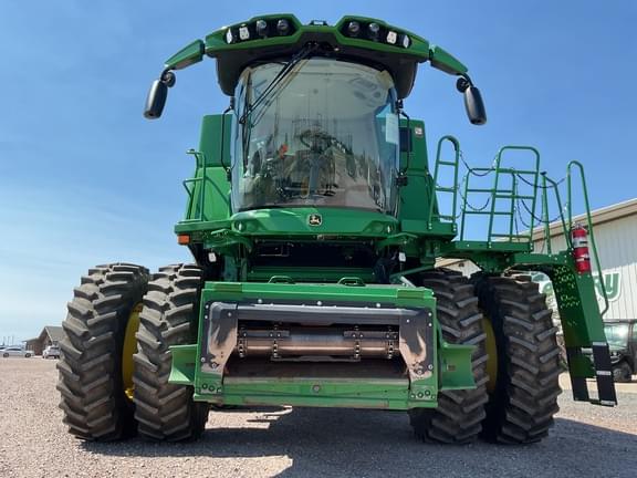 Image of John Deere S780 equipment image 2