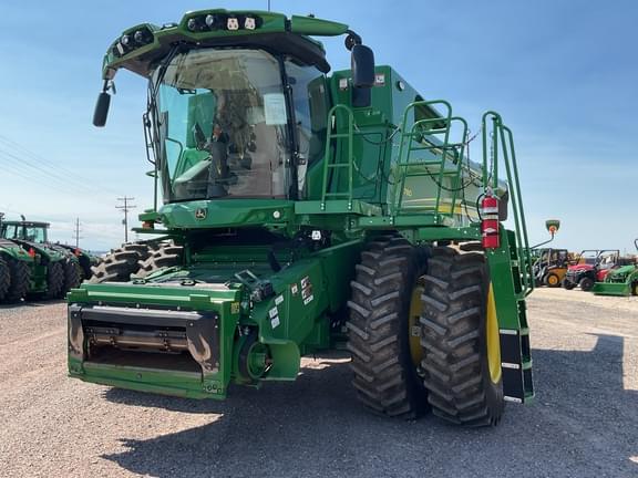 Image of John Deere S780 equipment image 1