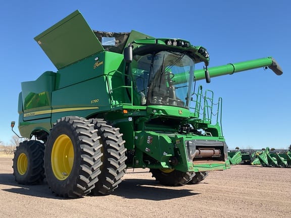 2024 John Deere S780 Equipment Image0