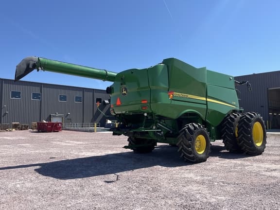 Image of John Deere S780 equipment image 3