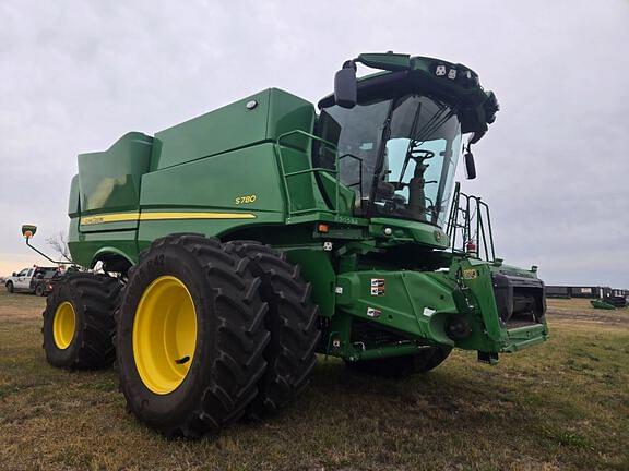 Image of John Deere S780 equipment image 3