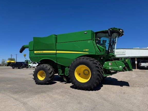 2024 John Deere S780 Equipment Image0
