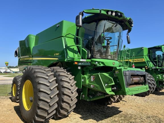 Image of John Deere S780 equipment image 3