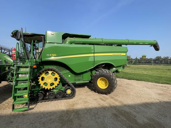 2024 John Deere S780 Equipment Image0