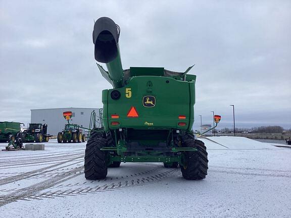 Image of John Deere S780 equipment image 3