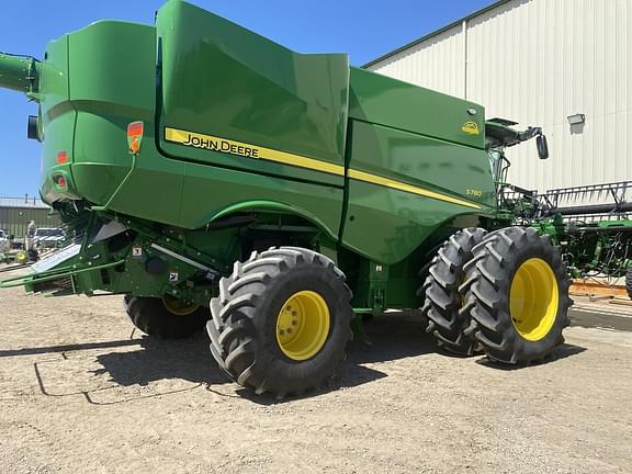Image of John Deere S780 equipment image 3