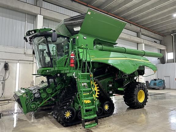 Image of John Deere S780 equipment image 3
