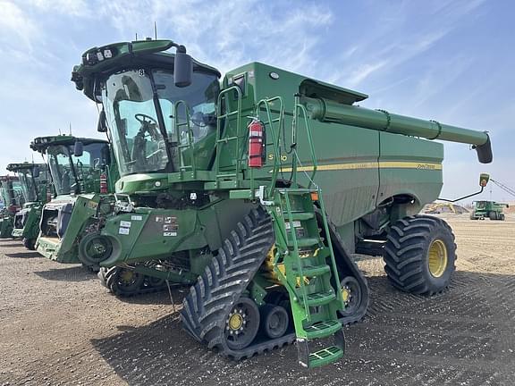 Image of John Deere S780 equipment image 4