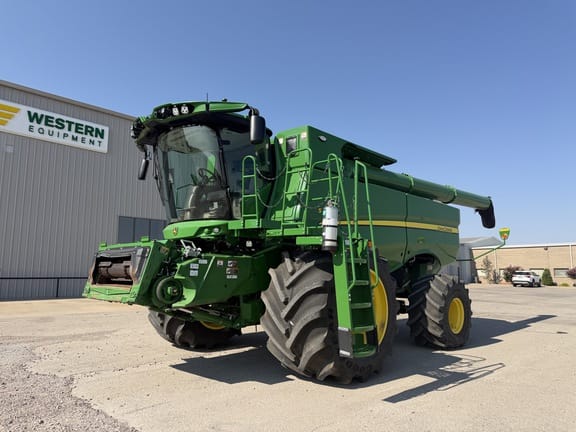 2024 John Deere S780 Equipment Image0