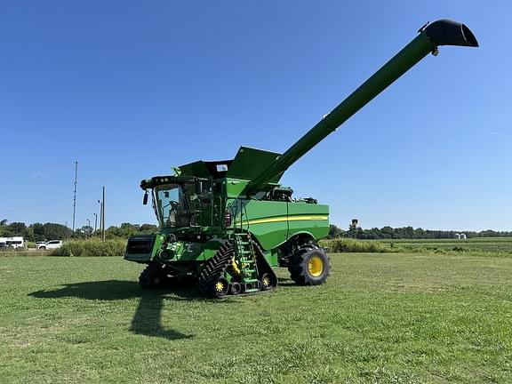 Image of John Deere S780 Primary image