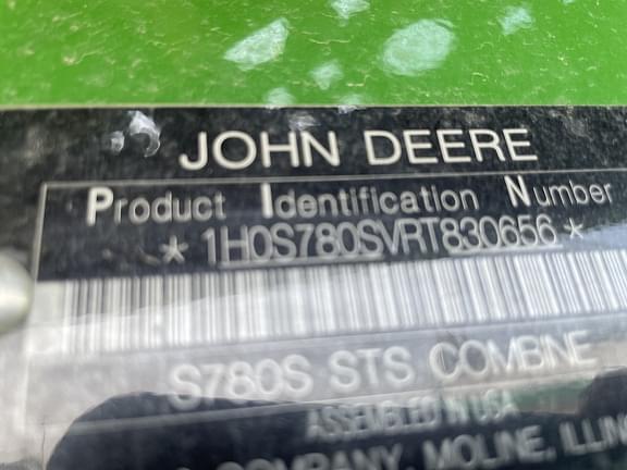 Image of John Deere S780 Image 1