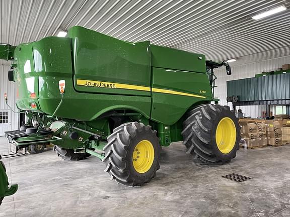 Image of John Deere S780 equipment image 2