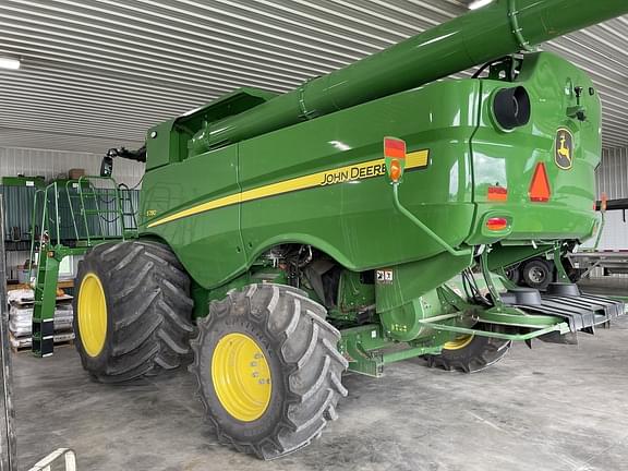 Image of John Deere S780 equipment image 4