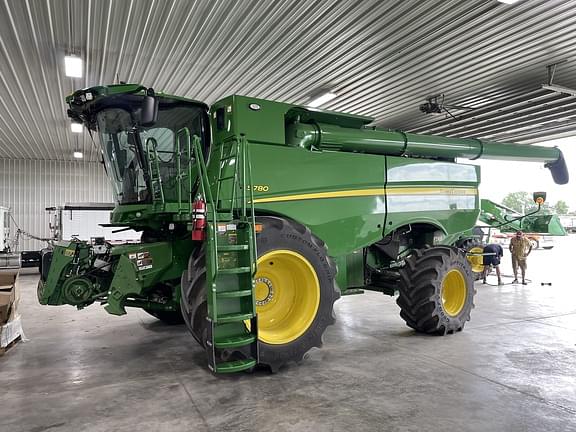 Image of John Deere S780 equipment image 3