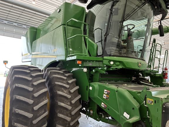 Image of John Deere S780 Primary image