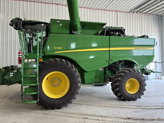 2024 John Deere S780 Equipment Image0
