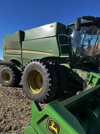 Image of John Deere S780 Primary image