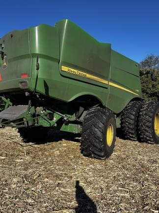Image of John Deere S780 equipment image 3