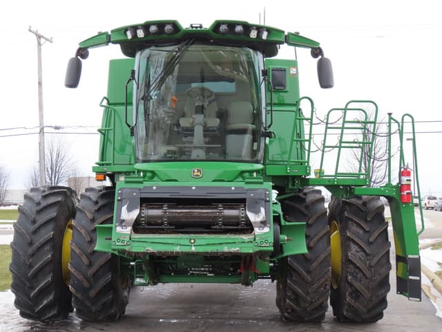 Image of John Deere S780 equipment image 3