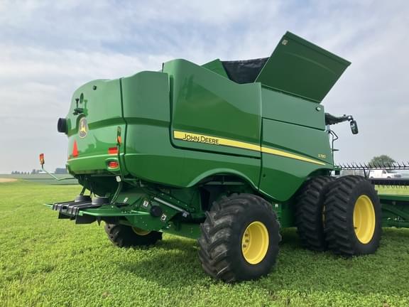 Image of John Deere S780 equipment image 3