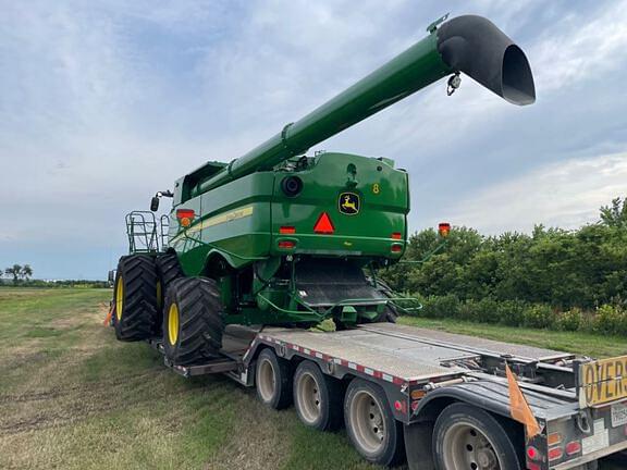 Image of John Deere S780 equipment image 1