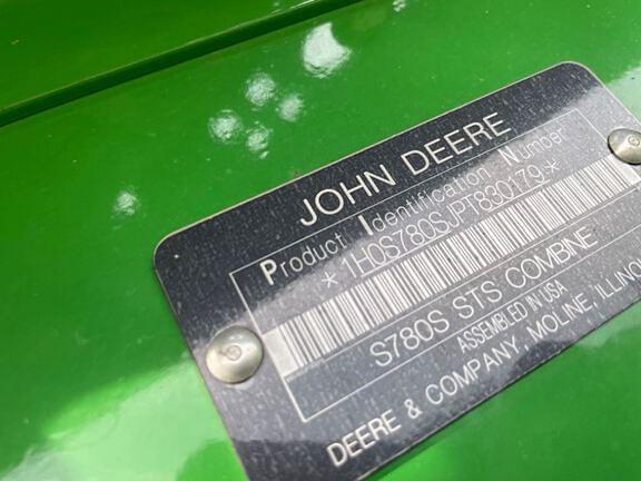 Image of John Deere S780 equipment image 4