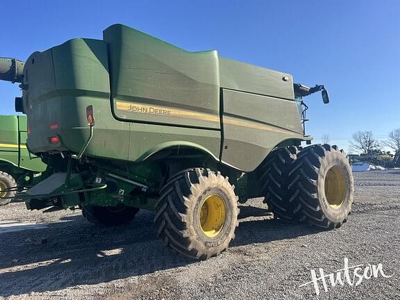 Image of John Deere S780 equipment image 3