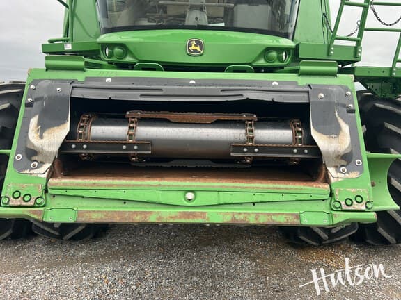 Image of John Deere S780 equipment image 4