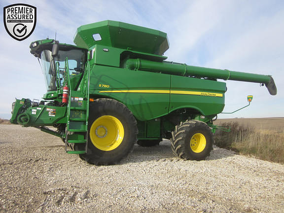 Image of John Deere S780 equipment image 4