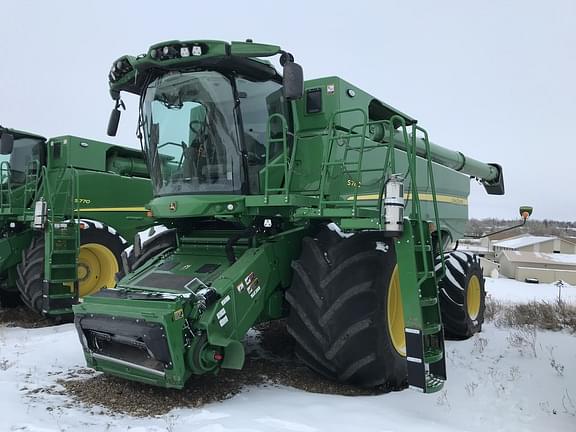 Image of John Deere S780 equipment image 1