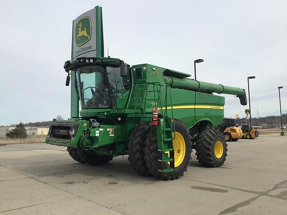 Image of John Deere S780 equipment image 3