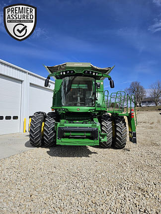 Image of John Deere S780 equipment image 1