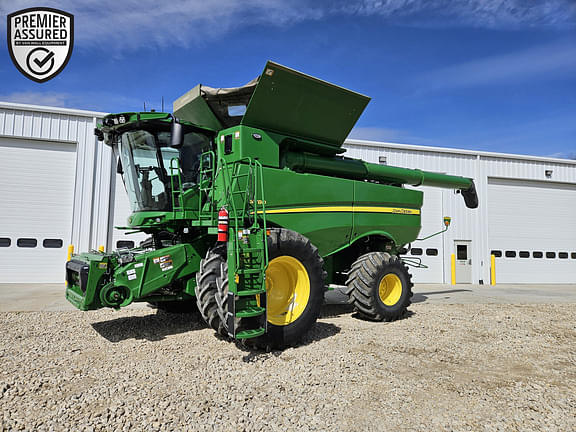 Image of John Deere S780 equipment image 4