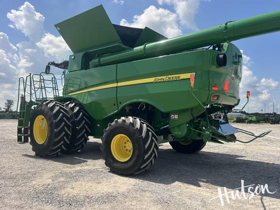 Image of John Deere S780 equipment image 2