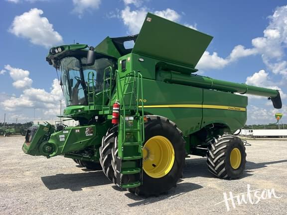 Image of John Deere S780 equipment image 3