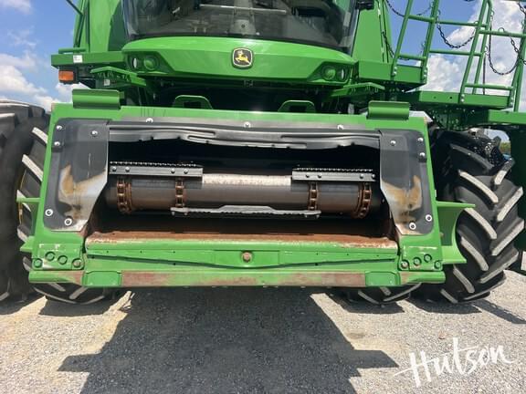 Image of John Deere S780 equipment image 4