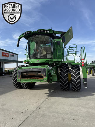 Image of John Deere S780 equipment image 1