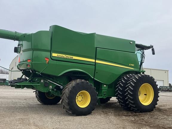Image of John Deere S780 equipment image 3