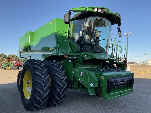 2024 John Deere S780 Equipment Image0