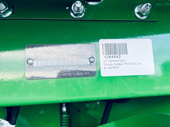 Image of John Deere S780 equipment image 2