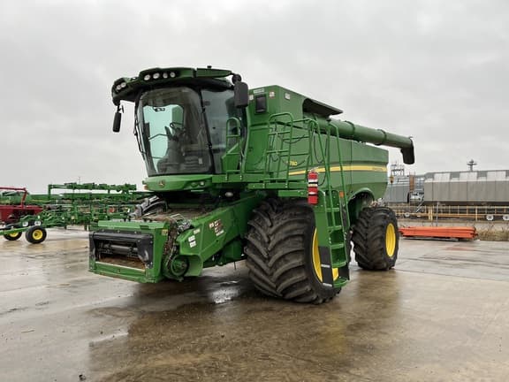 Image of John Deere S780 Primary image