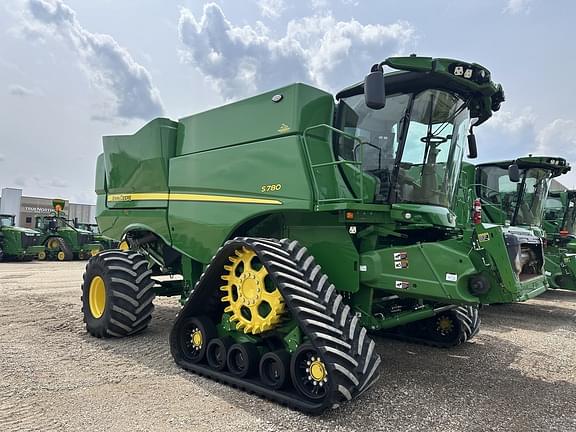 Image of John Deere S780 Primary image