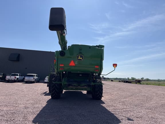 Image of John Deere S780 equipment image 4